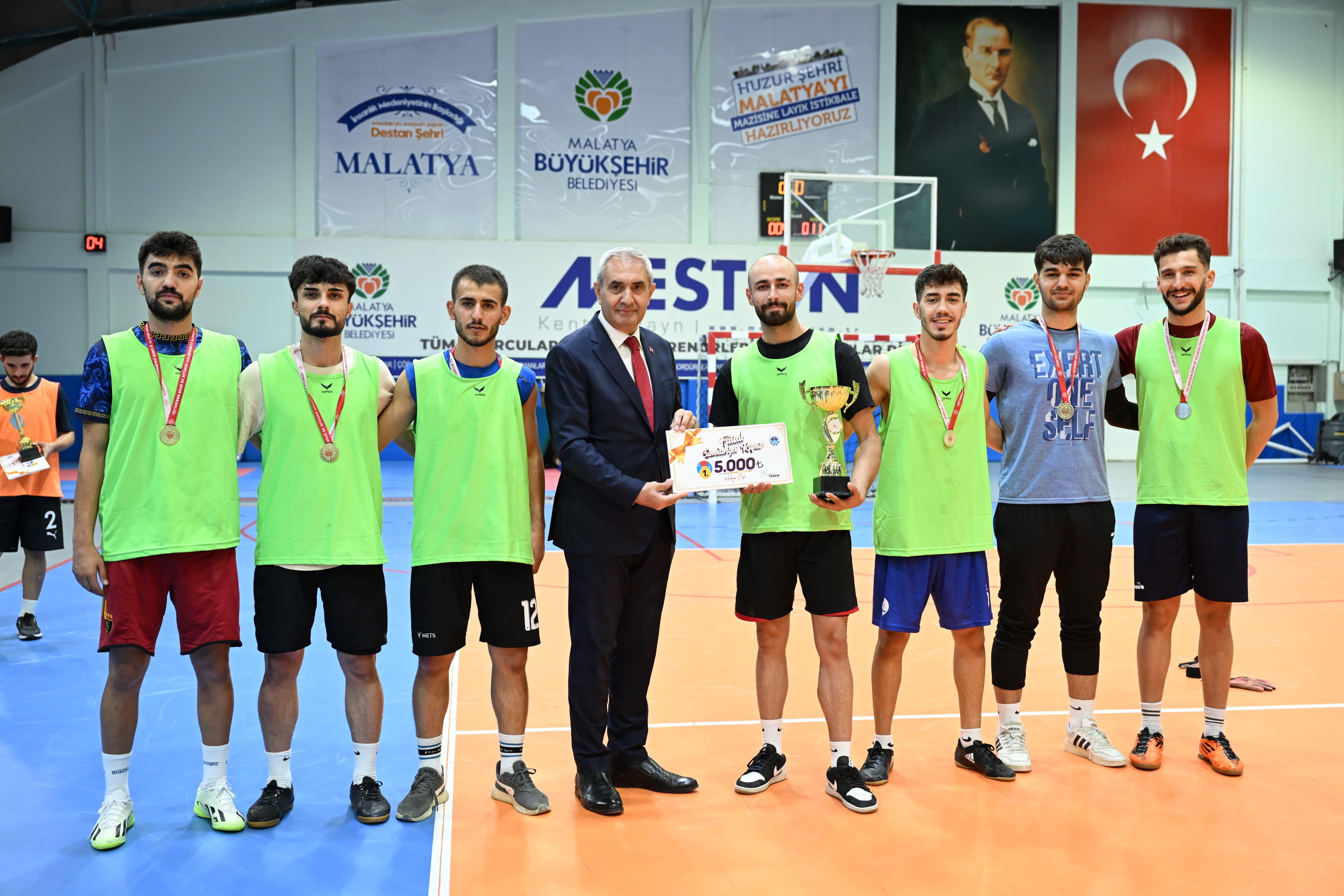 29 Ekim Cumhuriyet Kupası Futsal Turnuvasında Şampiyon Belli Oldu