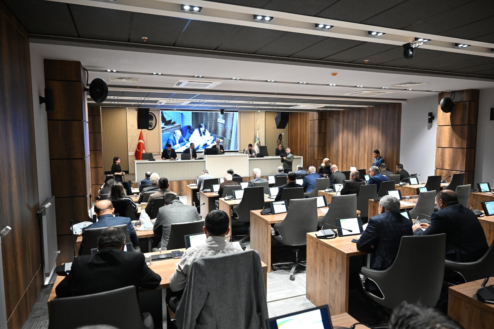 4. 2025’in Finali: Yeşilyurt Belediye Meclisi Aralık Ayı Oturumunu Sürdürdü