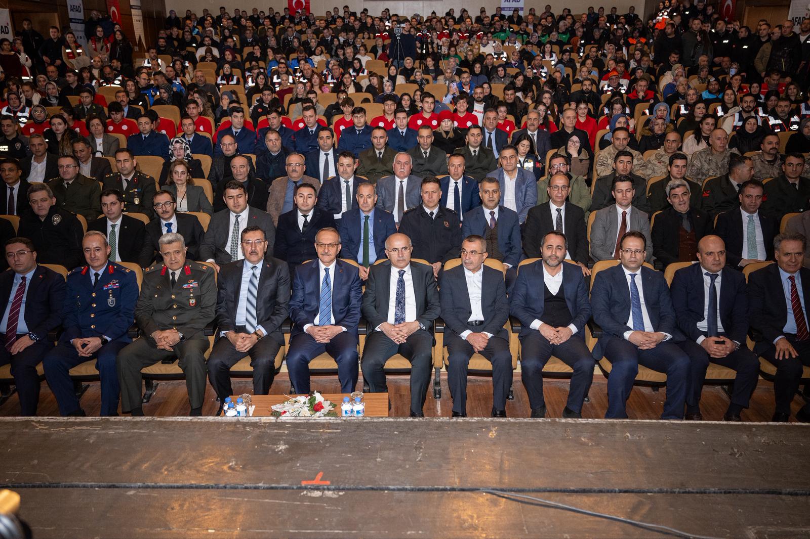 Başkan Er’den 6 Şubat Mesajı: “Bu Acı, Milletimizin Vicdanında Yaşıyor.