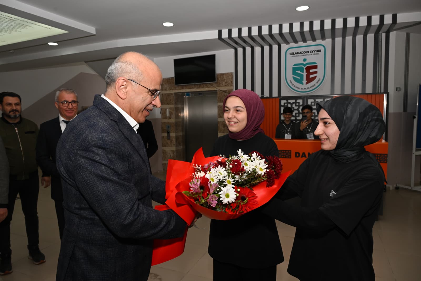 Başkan Er’den İmam Hatipli Öğrencilere İlham Veren Buluşma.