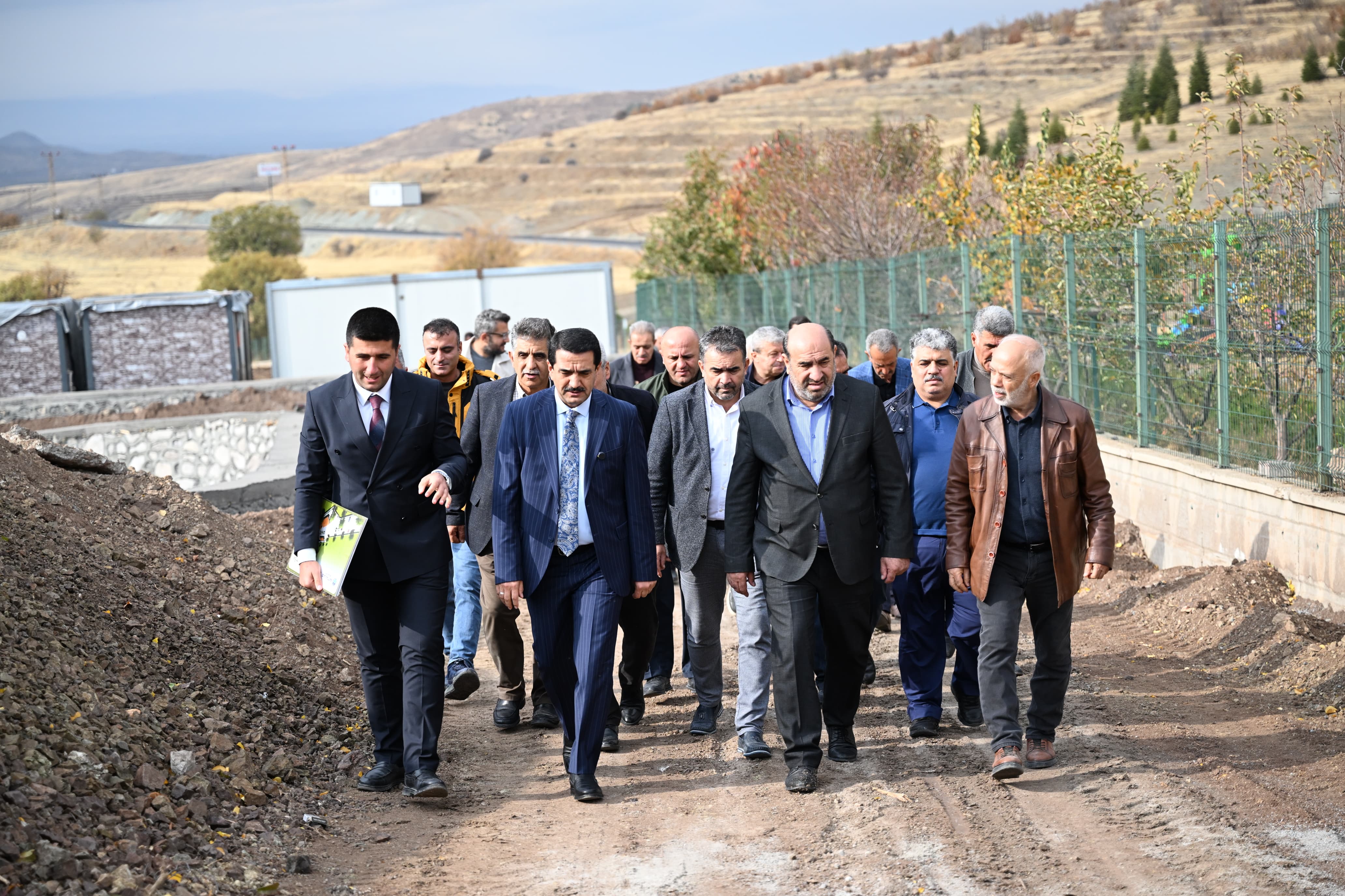 BAŞKAN TAŞKIN, TAMAMLANAN PROJELERİ TEŞKİLATLA İNCELEDİ