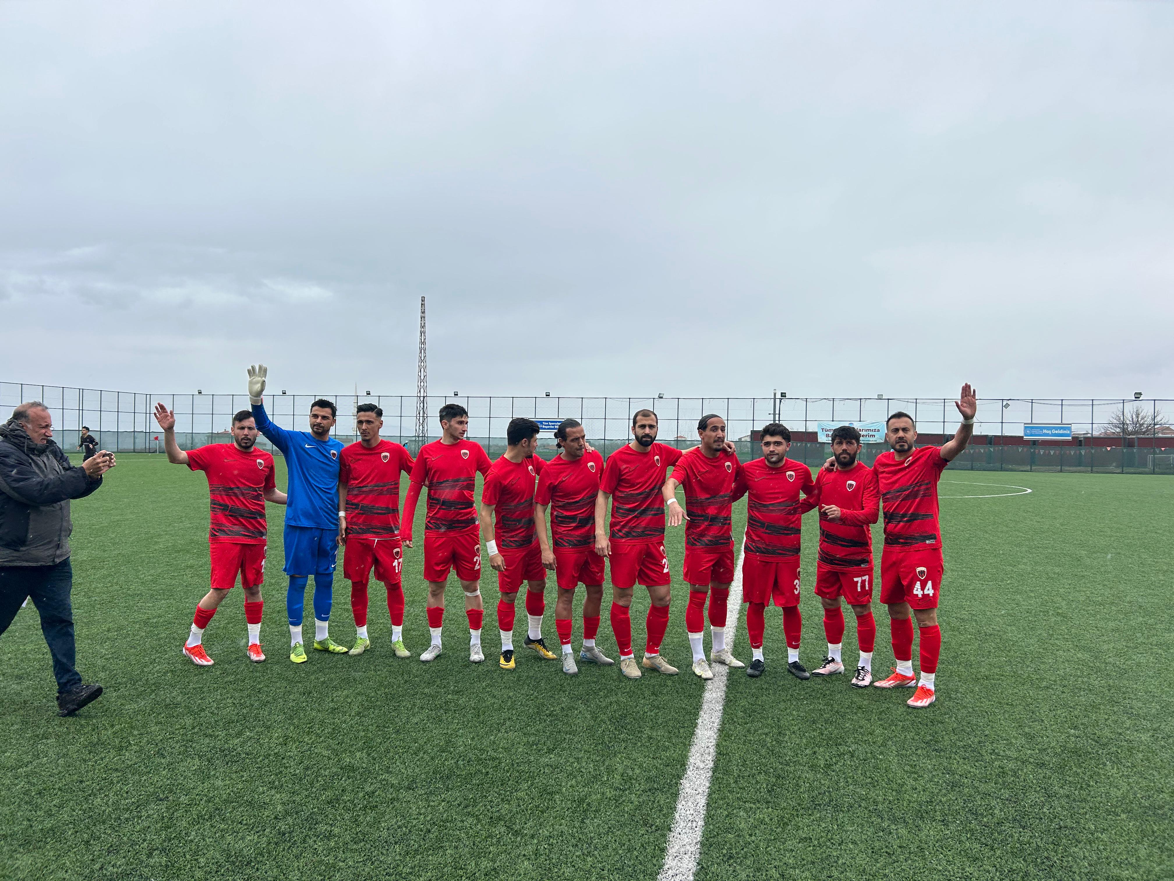 BATTALGAZİ BELEDİYESPOR SAHASINDA KAZANDI: 2-1