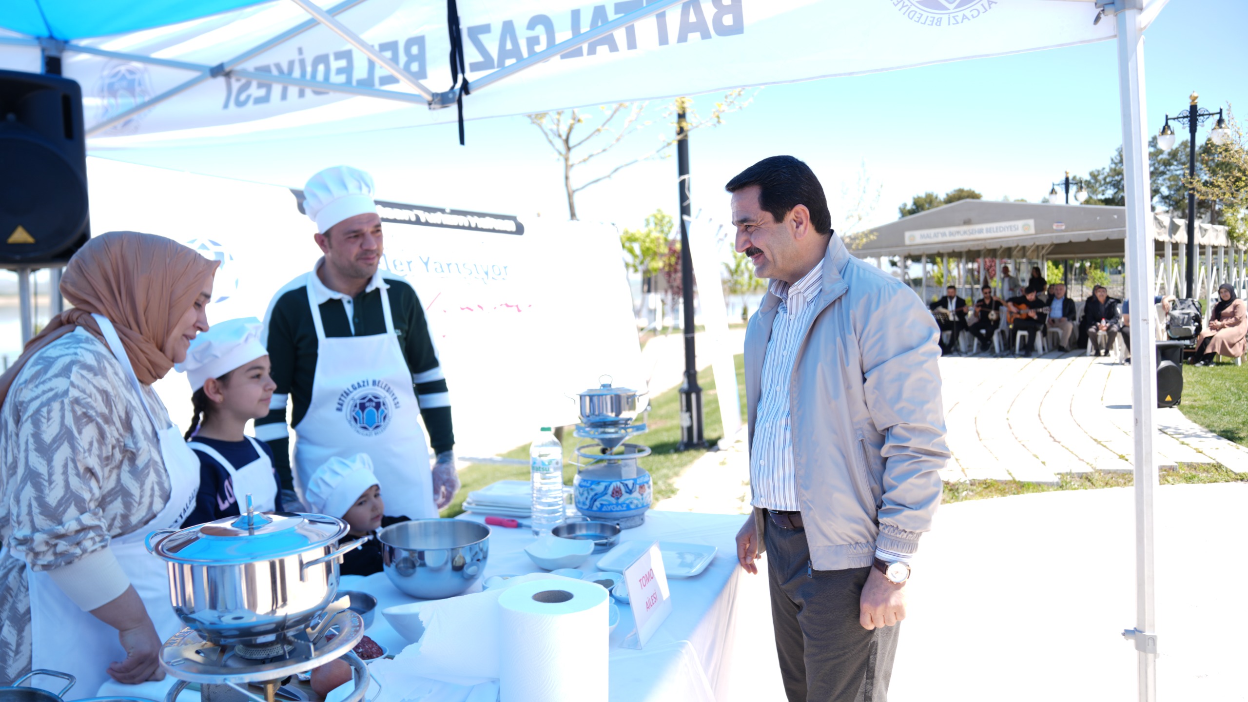 Battalgazi’de Aileler Kıyasıya Yarıştı, Renkli Görüntüler Oluştu.