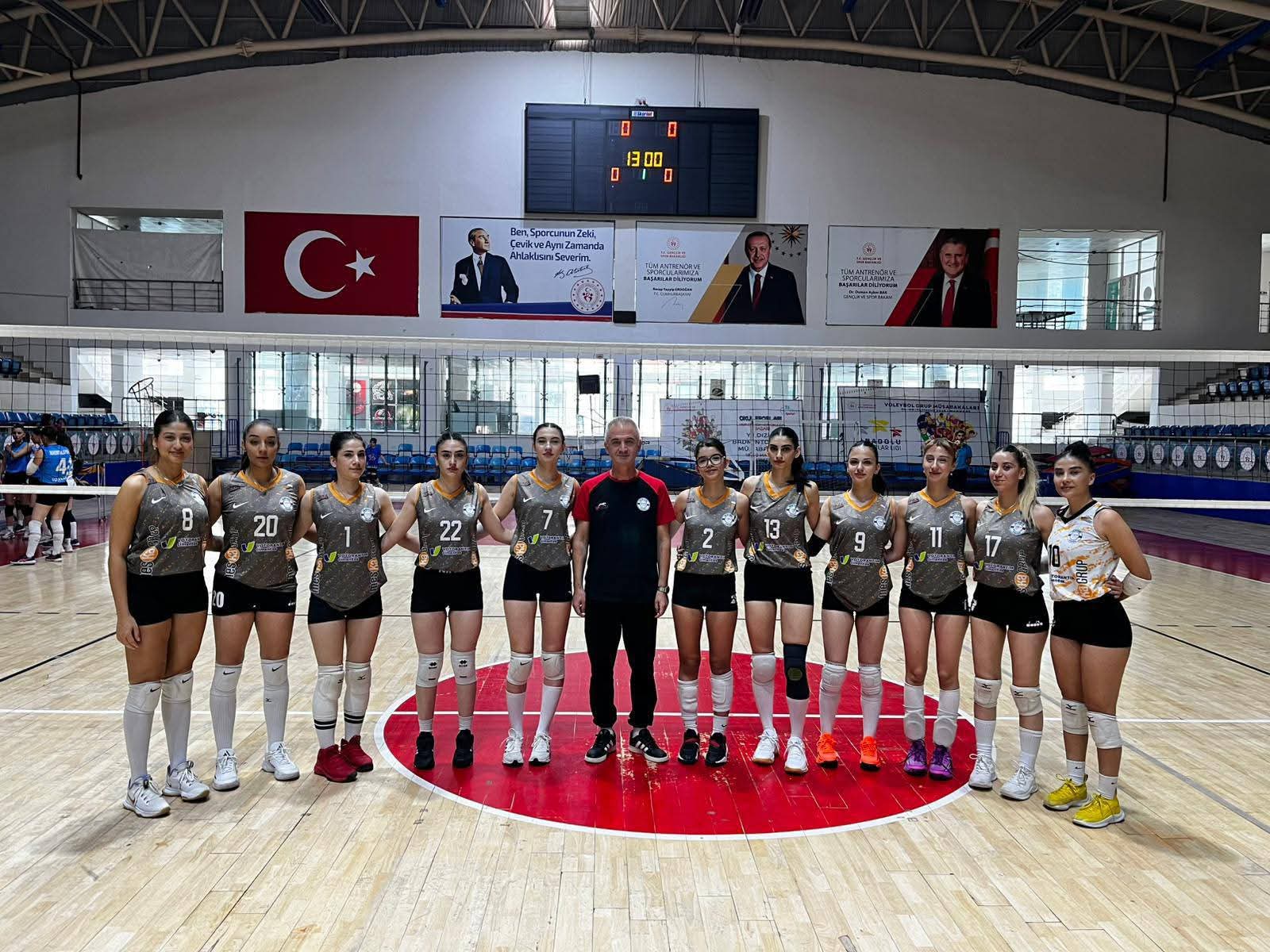 BAYAN VOLEYBOL  NİCER HOTEL DEPLASMANDA HAKKARİ MAEMTAL  TAKIMINI 3-0 KAZANDI...