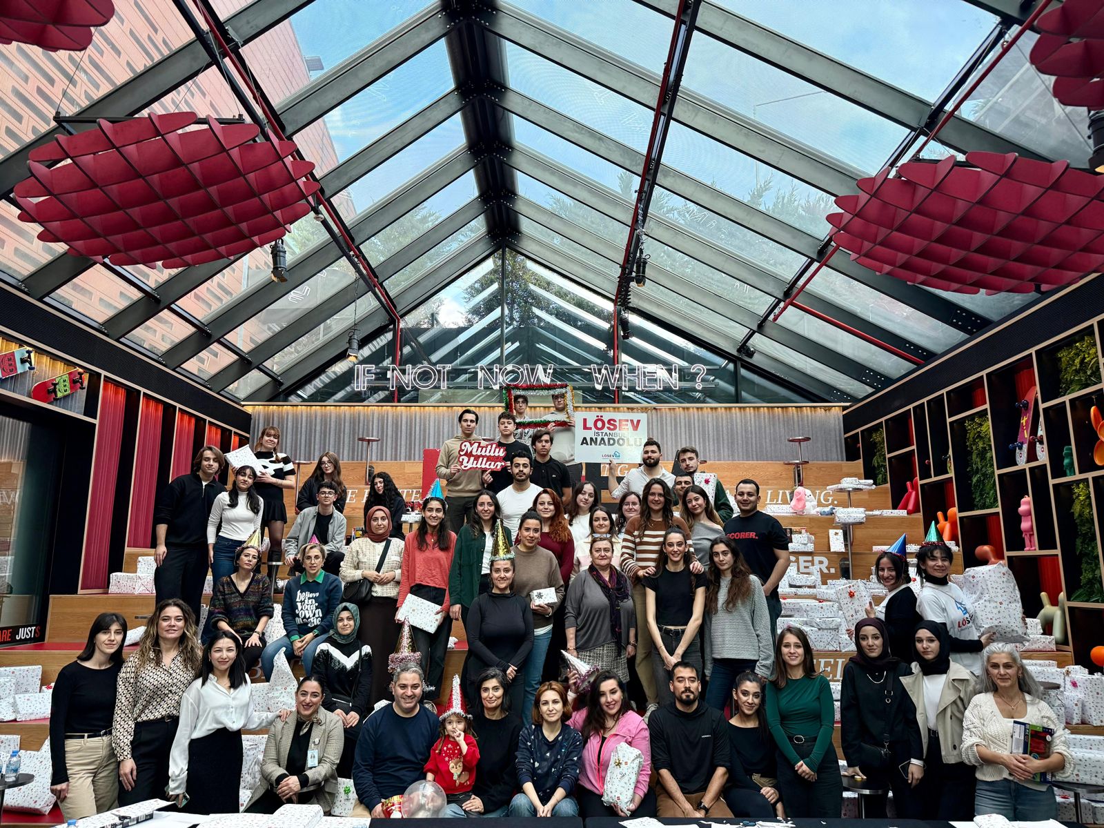 Bir Dilek, Bir Umut: LÖSEV’den Lösemili Çocuklara Yeni Yıl Mucizesi