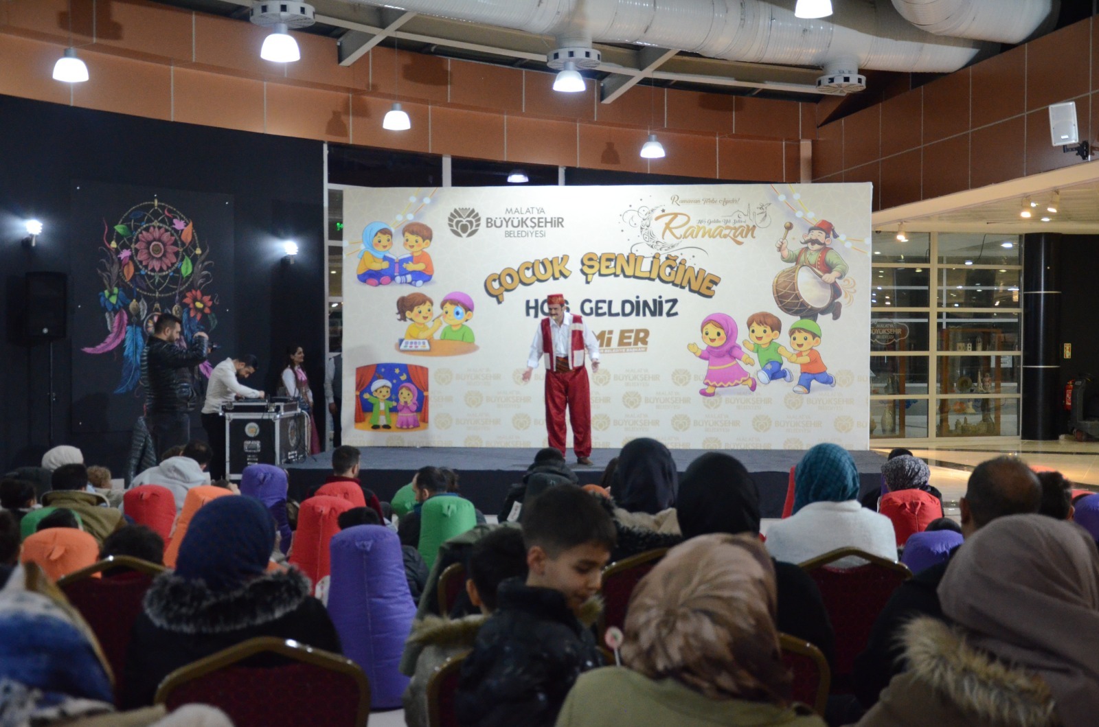 Büyükşehir Belediye Başkanı Sami Er’den Hafız Öğrencilere Moral Ziyareti