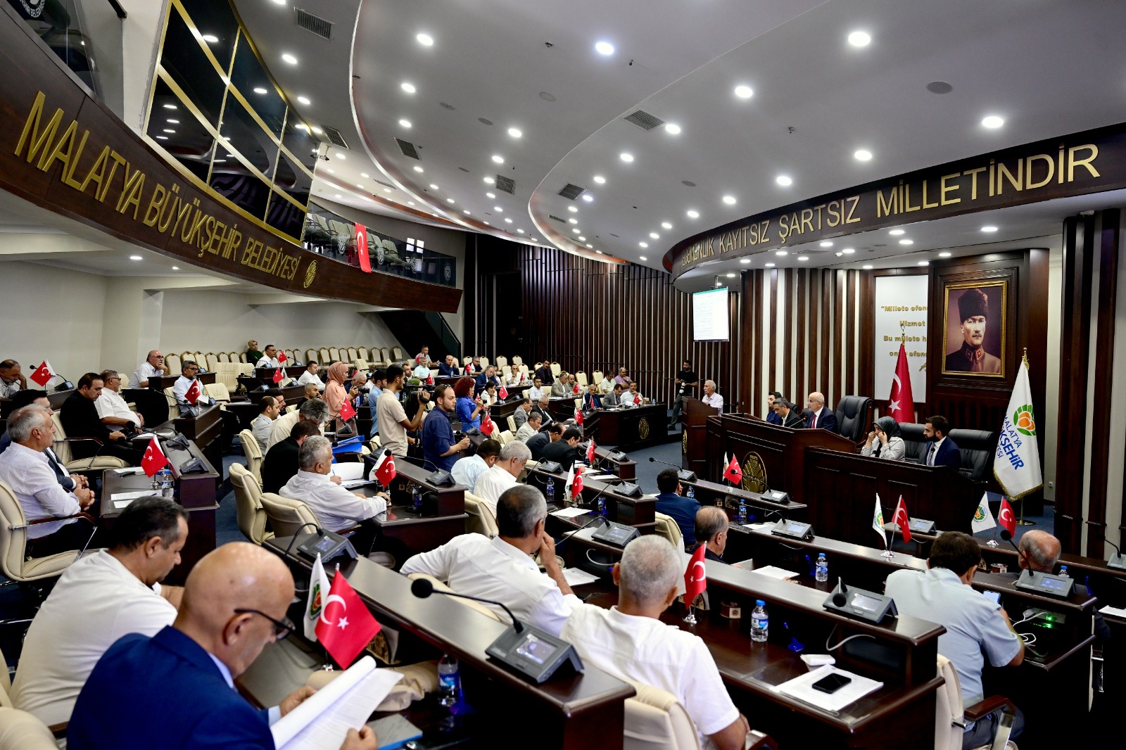 BÜYÜKŞEHİR BELEDİYE MECLİSİ EYLÜL AYI   İLK TOPLANTISI YAPILDI   