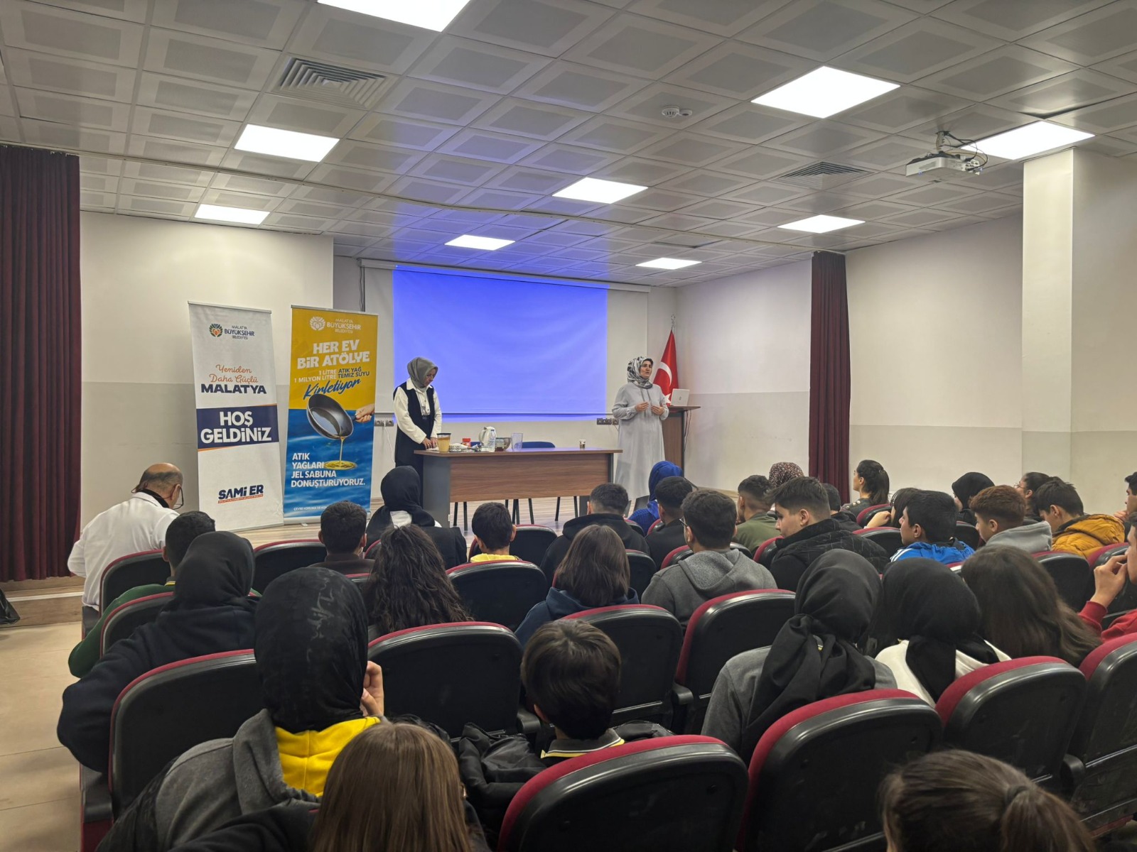 Büyükşehir’in “Her Ev Bir Atölye” Projesinde Üretim Devam Ediyor