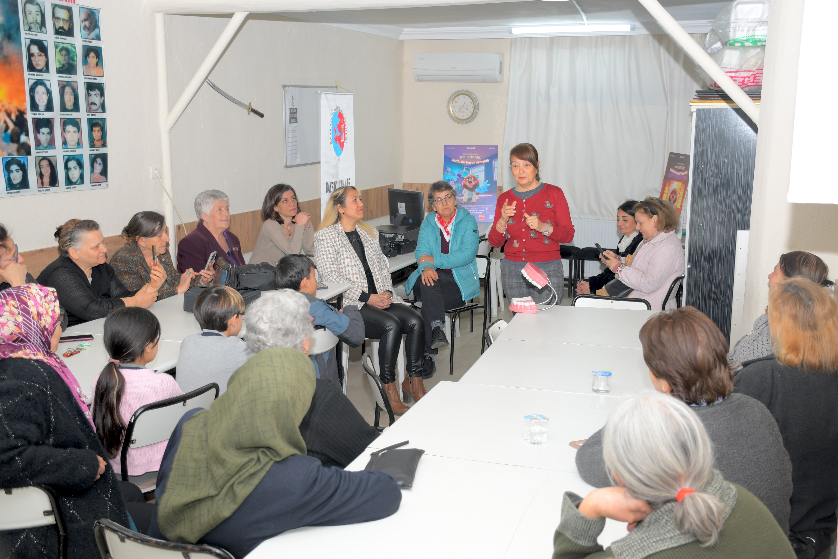 Dişhekimleri Ağız ve Diş Sağlığının Önemine Dikkat Çekti