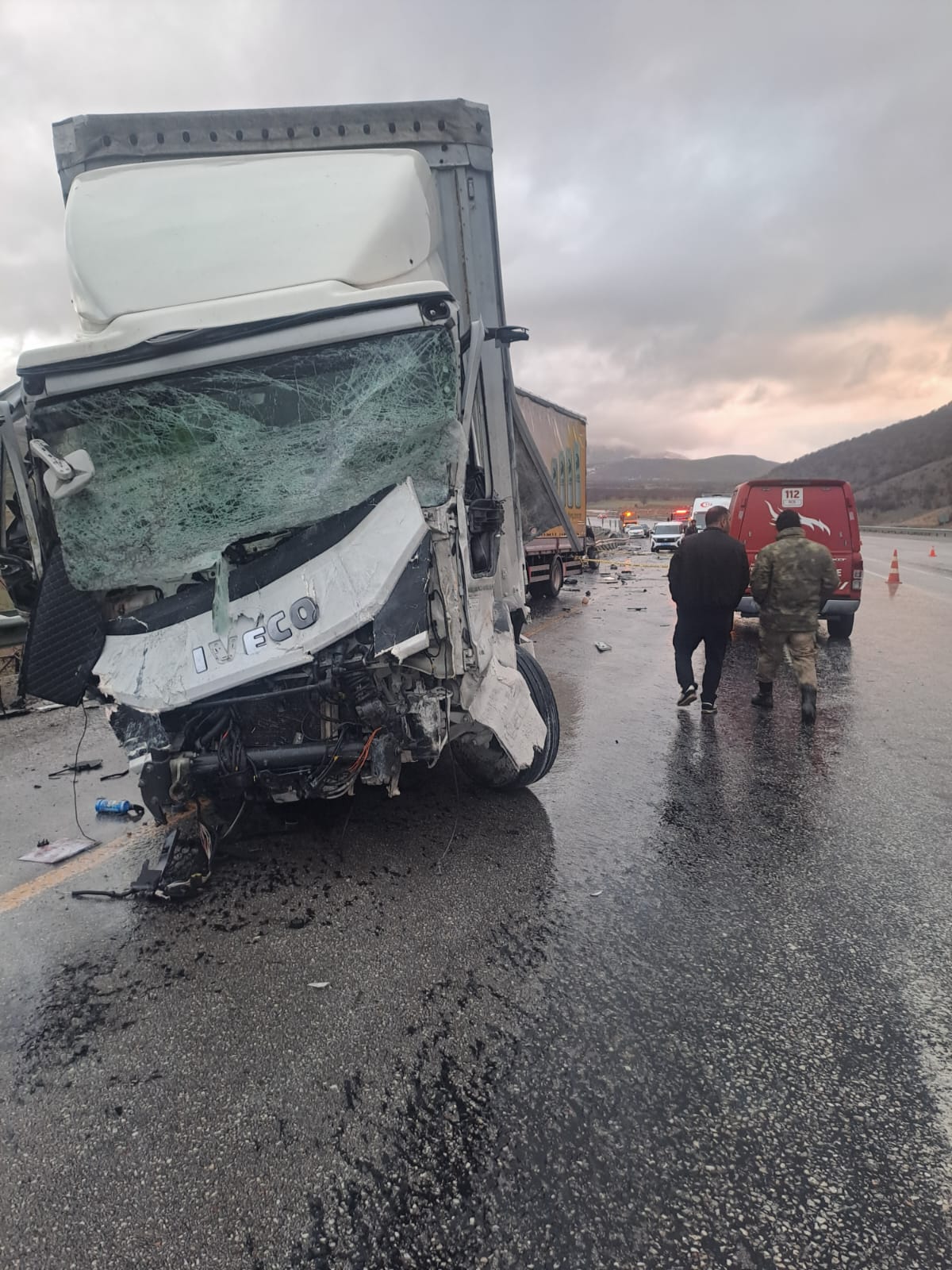 DOĞANŞEHİR ERKENEK’TE FECİ KAZA: 3 ÖLÜ, 1 YARALI