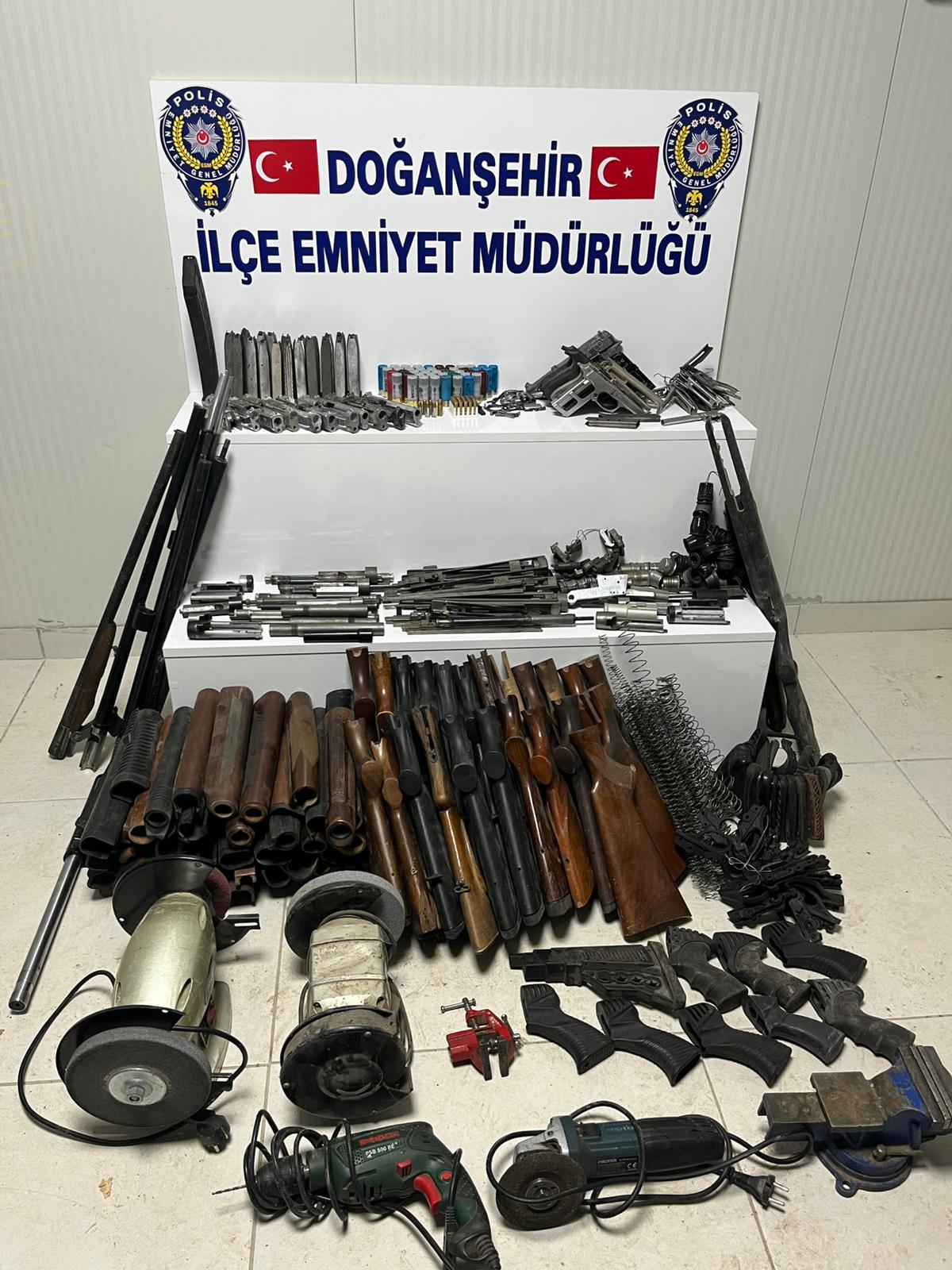 Doğanşehir Polisi’nden Silah Kaçakçılığına Darbe