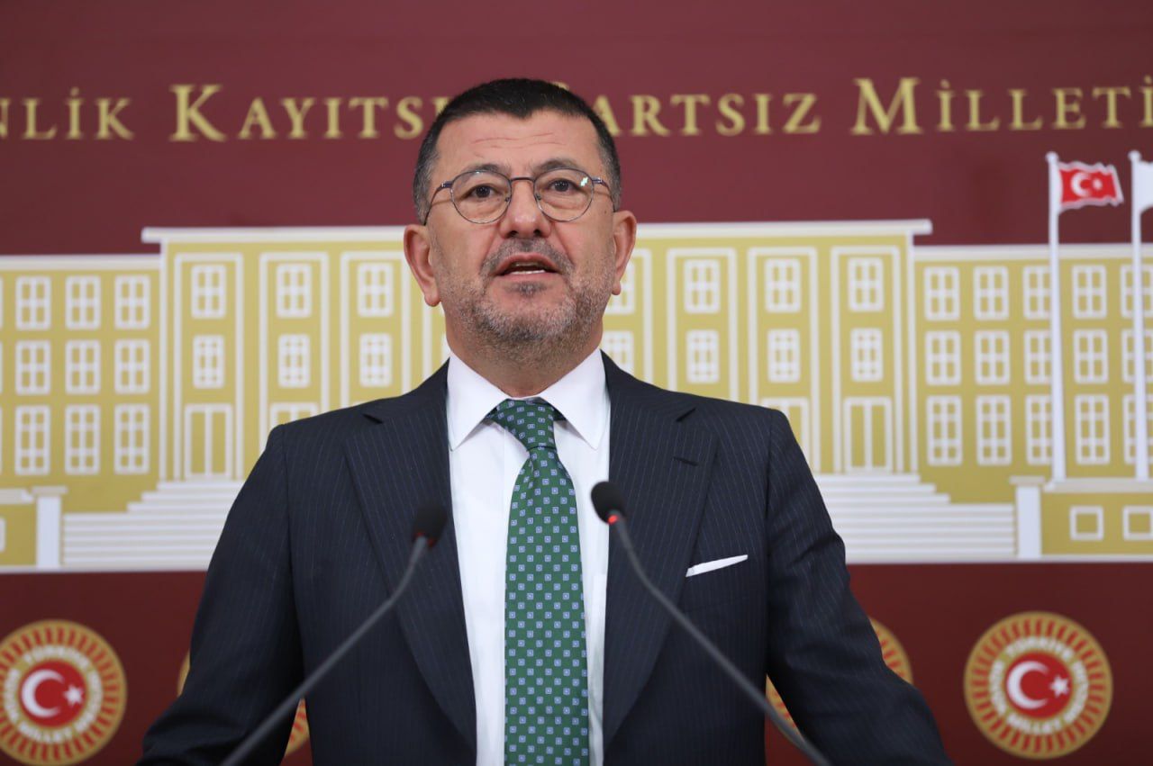 Gençlerden Veli Ağbaba’ya Büyük Destek