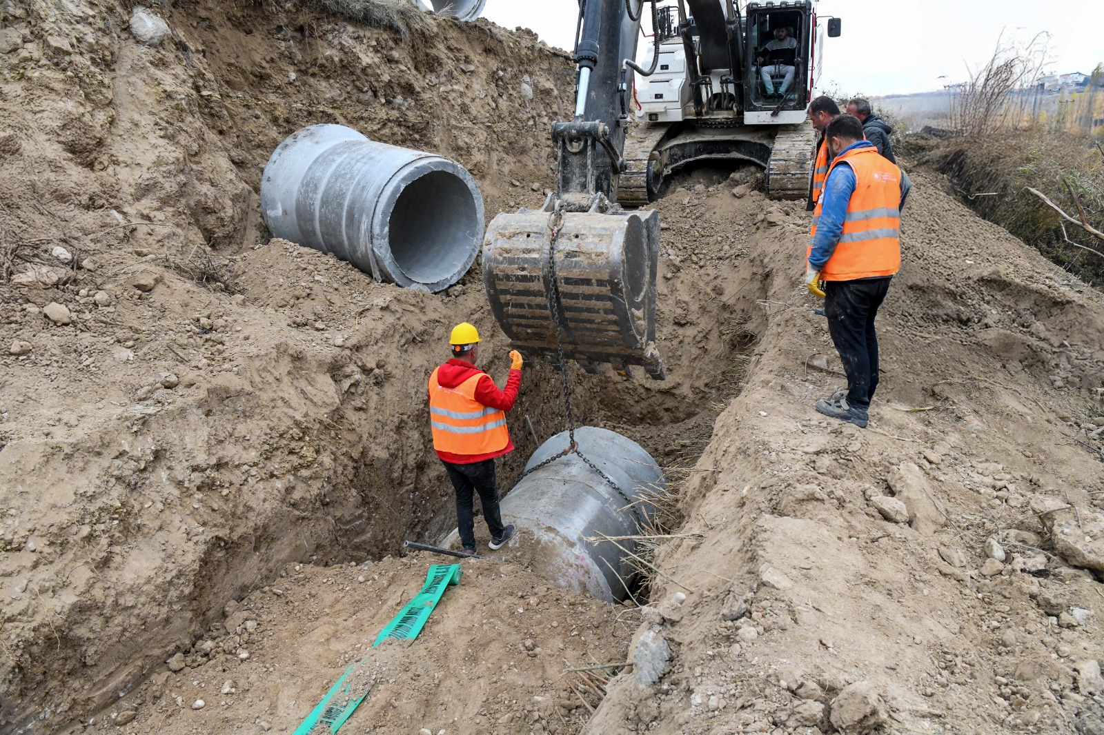 İKİZCE BÖLGESİ’NE KOLLEKTÖR HATTI