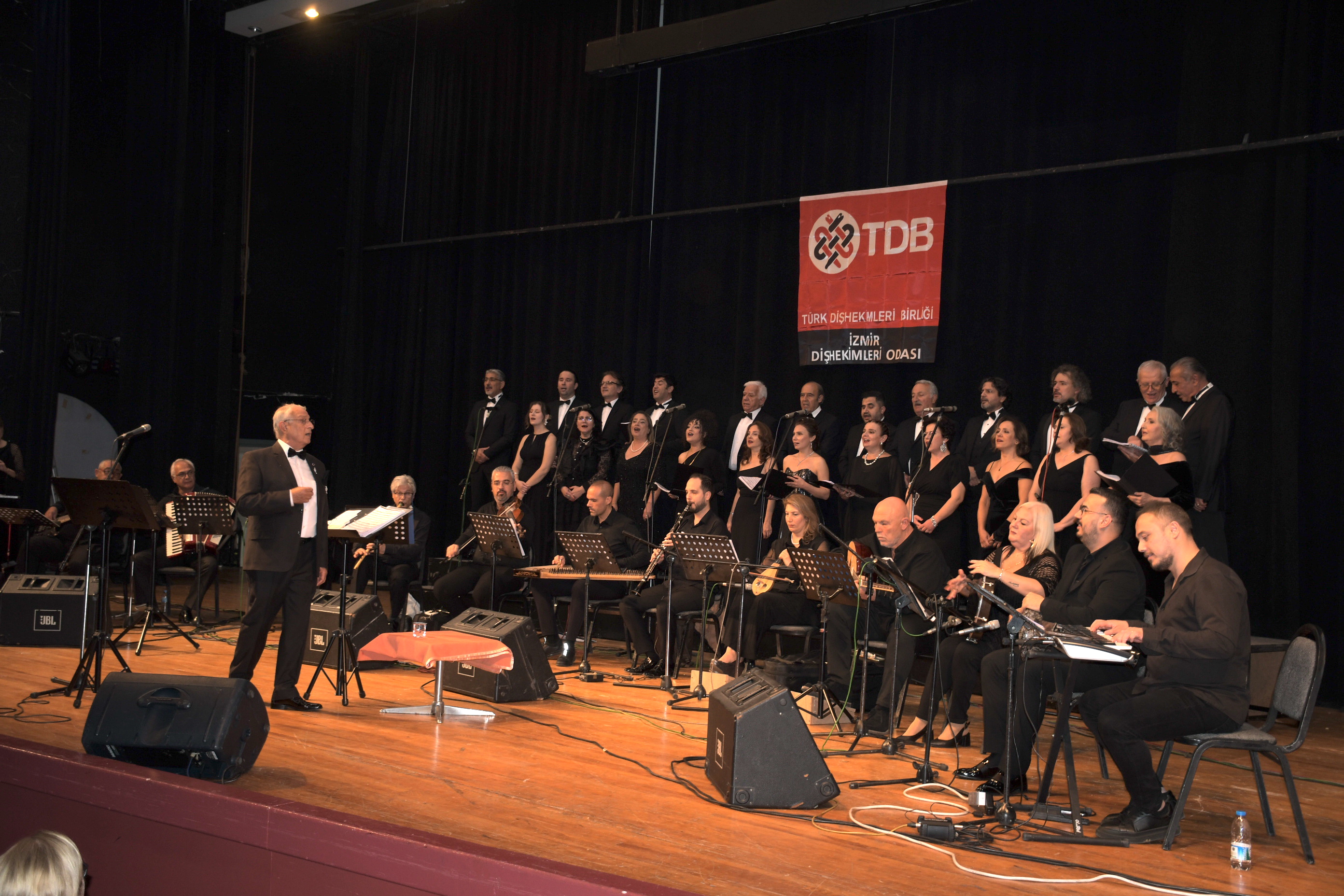 İZDO Türk Sanat Müziği Korosu'ndan Unutulmaz Konser