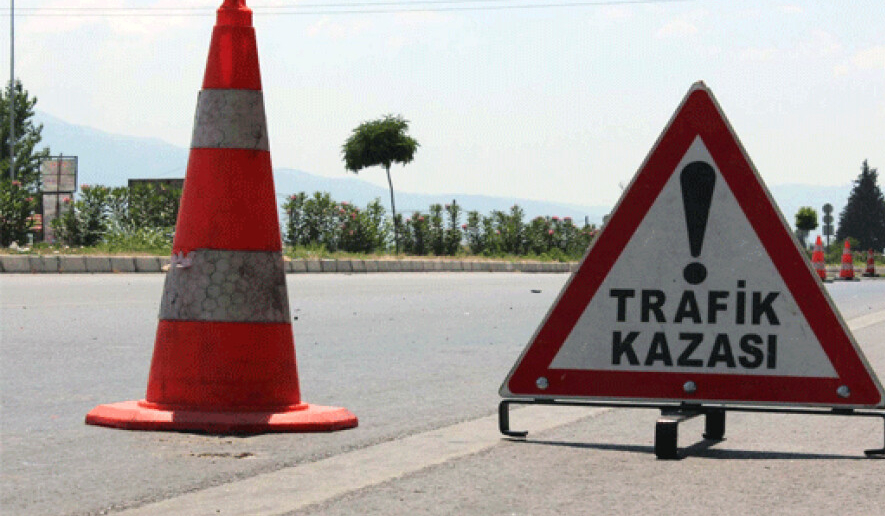 Kavaklıbağ Mahallesi İnönü Caddesi üzerinde Trafik Kazası