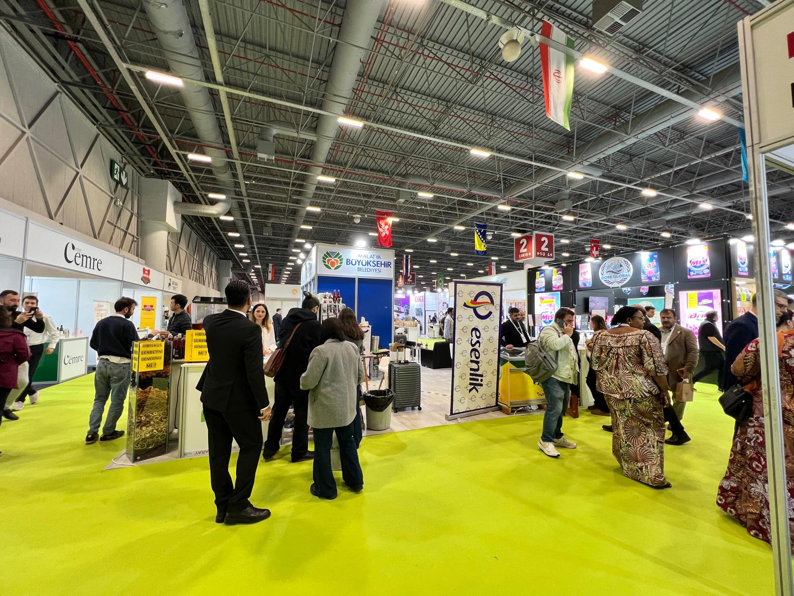 MALATYA, 2025 HELAL ZİRVESİ’NE ‘TEK KONUK İL’ OLARAK ÇIKARMA YAPTI