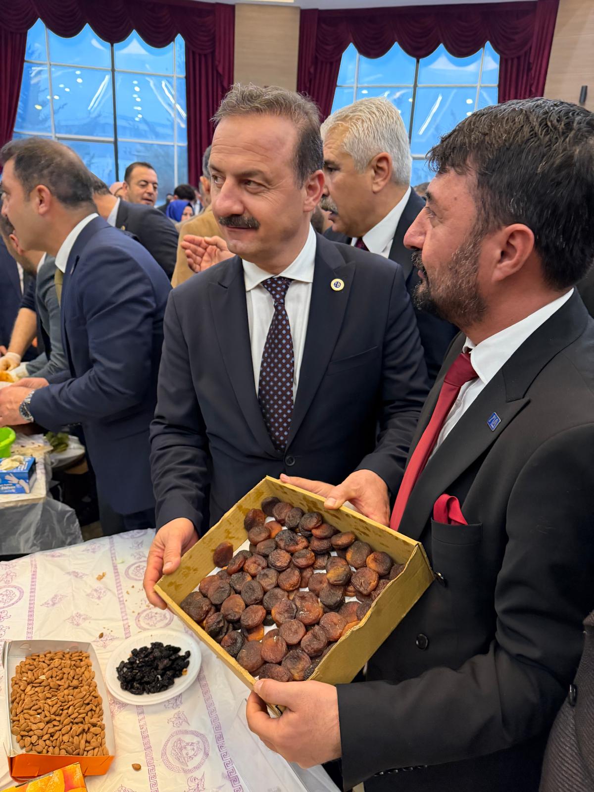 Malatya Tarımı İçin Genel Merkez Temasları: Anahtar Parti Teşkilatı Sahada ve Masada