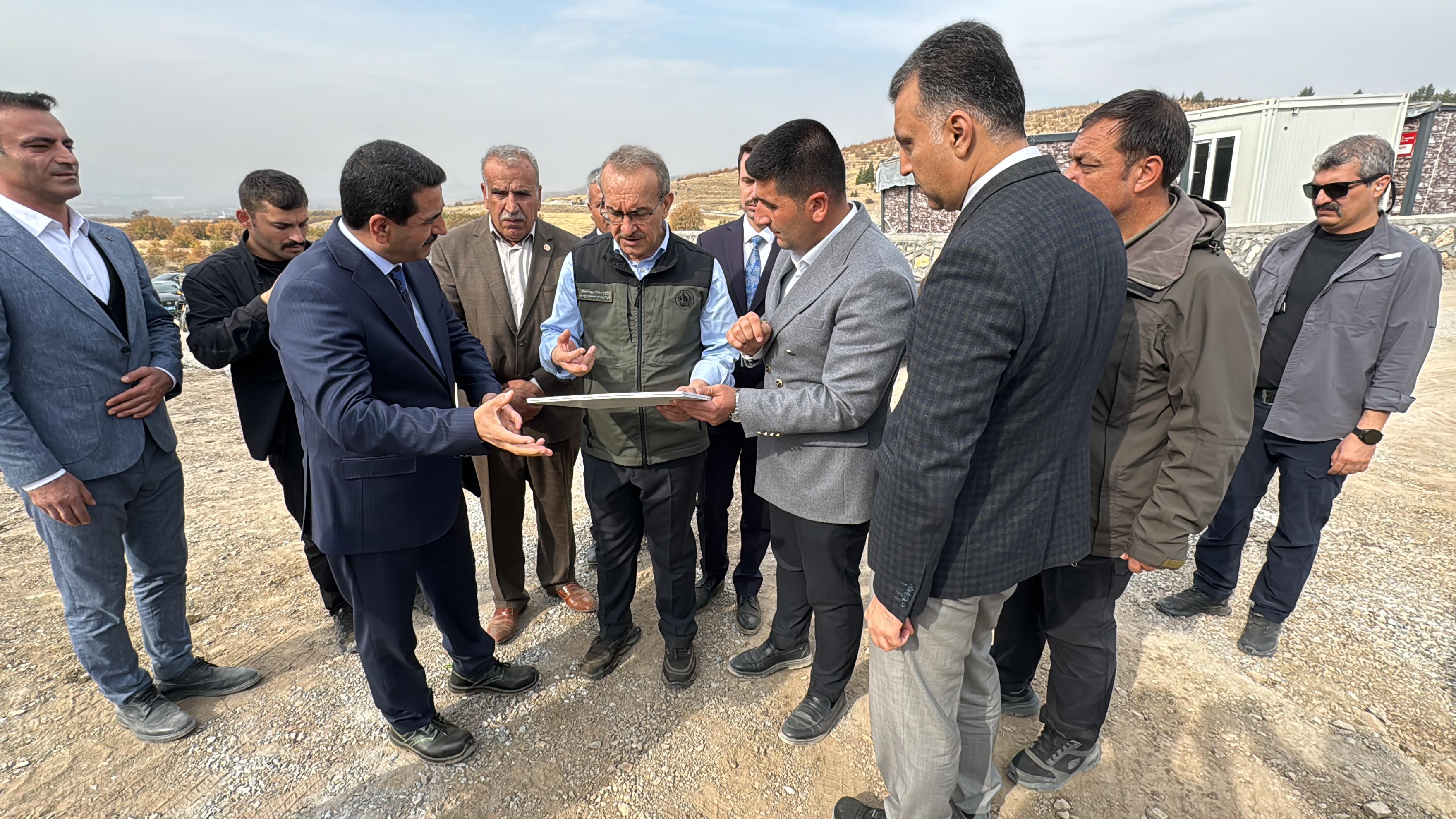 MALATYA VALİSİ SEDDAR YAVUZ, BATTALGAZİ BELEDİYESİ’NİN YENİ HAYVAN BARINAĞI PROJESİNİ İNCELEDİ