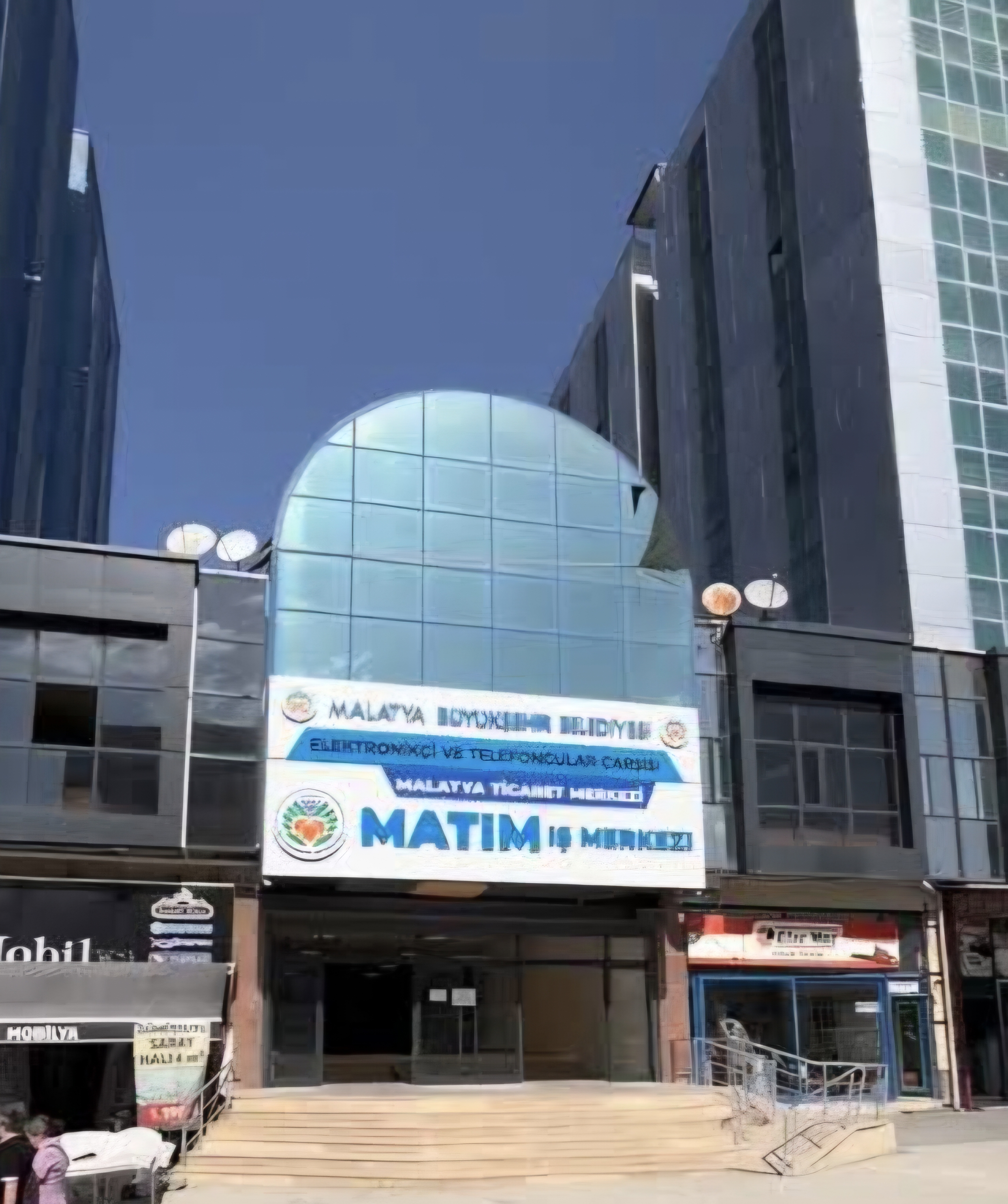 MATİM İŞ MERKEZİ KİME EMANET? DEPREMZEDE ESNAF MI, “ADAMI OLAN” MI KAZANDI?