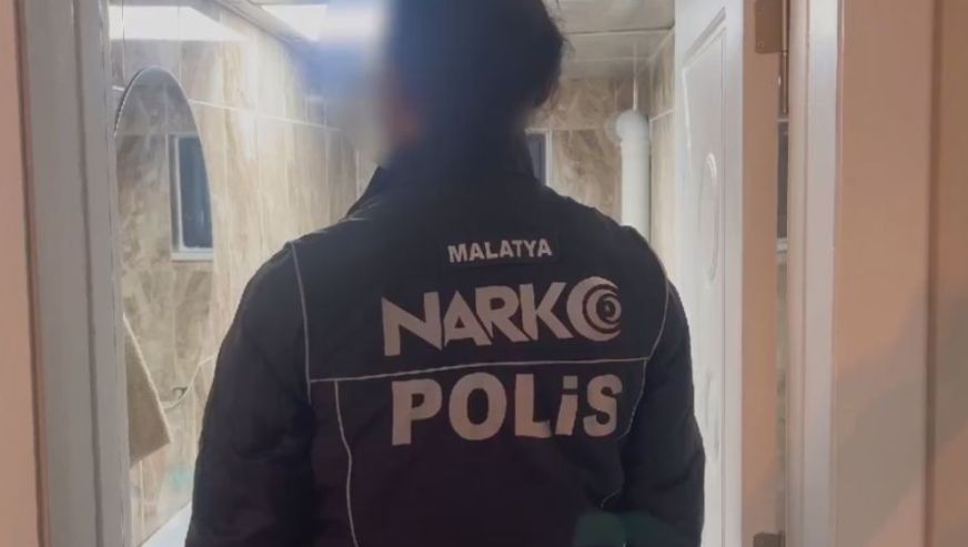 Narkotik Operasyonunda Yakalanan 5 Şüpheli Tutuklandı.