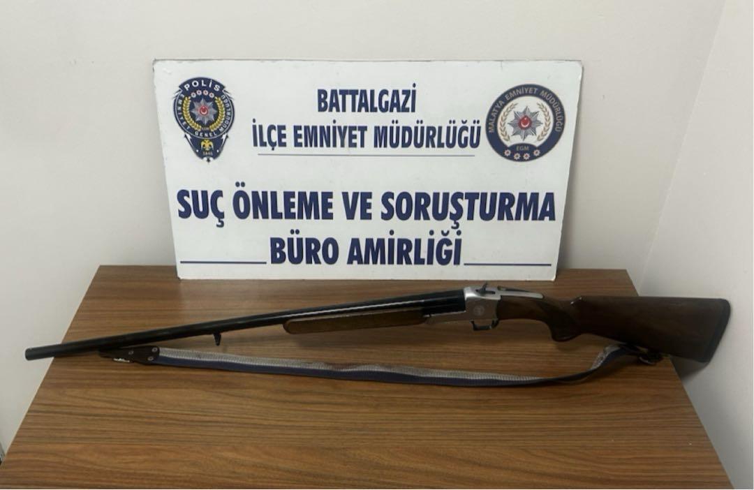 Önce Tartışma, Sonra Silahlar Konuştu: 3 Şüpheli Yakalandı.