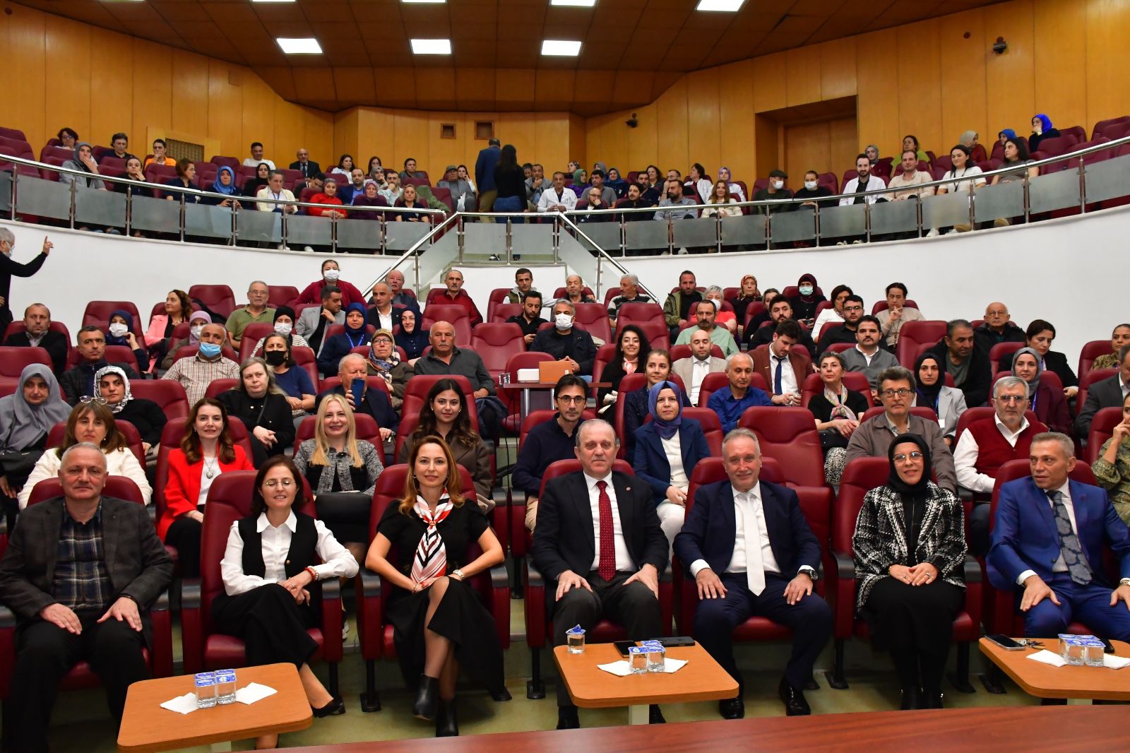 Radyasyon Onkolojisinde Farkındalık Seferberliği: Üç Büyük İlde Etkinlikler Düzenlendi