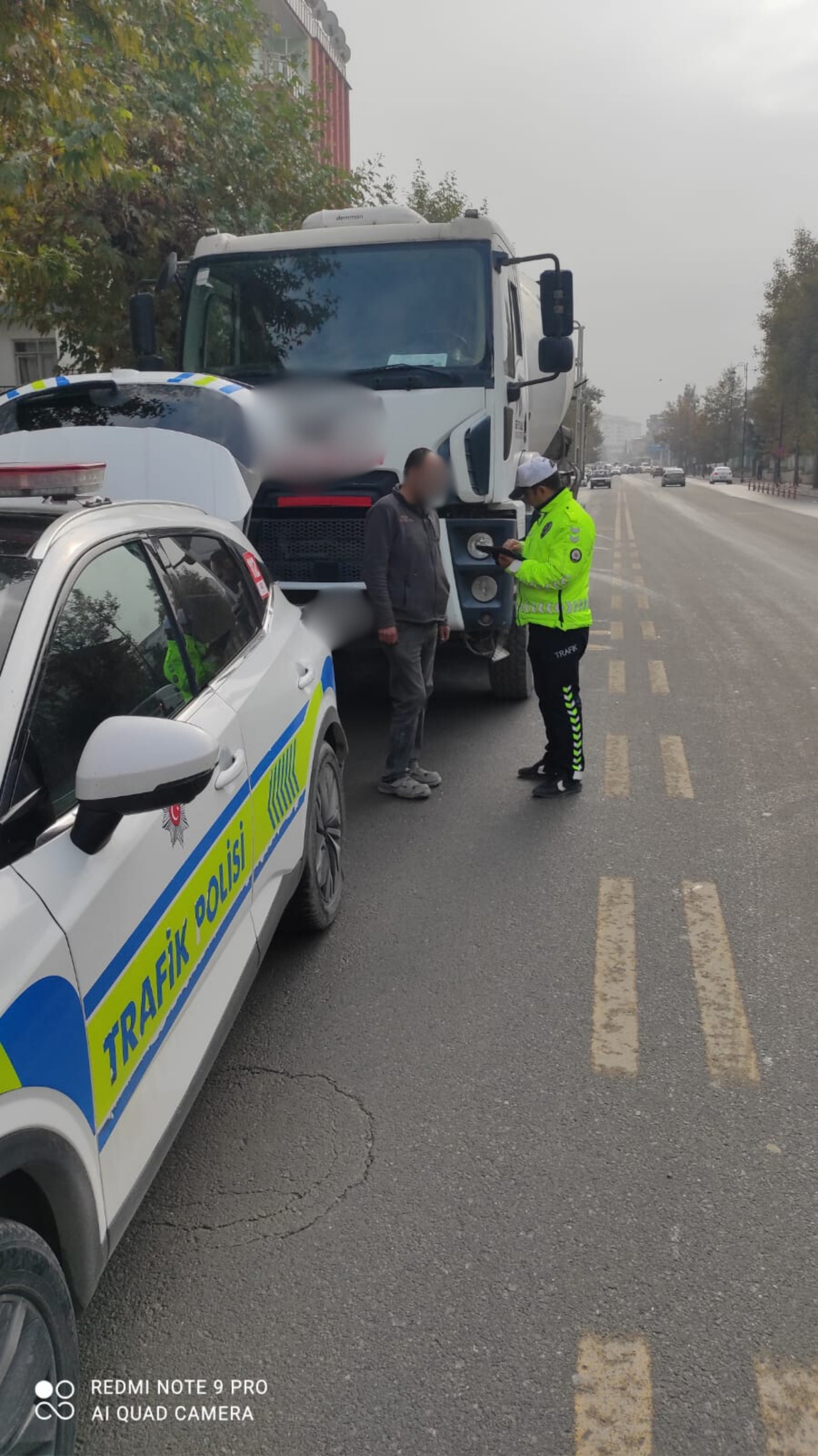 Şehir İçinde Seyreden Beton Mikserleri Vatandaşın Kâbusu Oldu