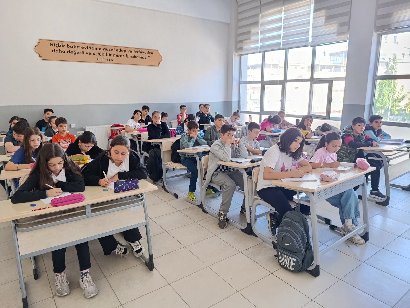 Semt Konaklarında Eğitim Gören 1400 Öğrenci İçin Ders Zili Çaldı.