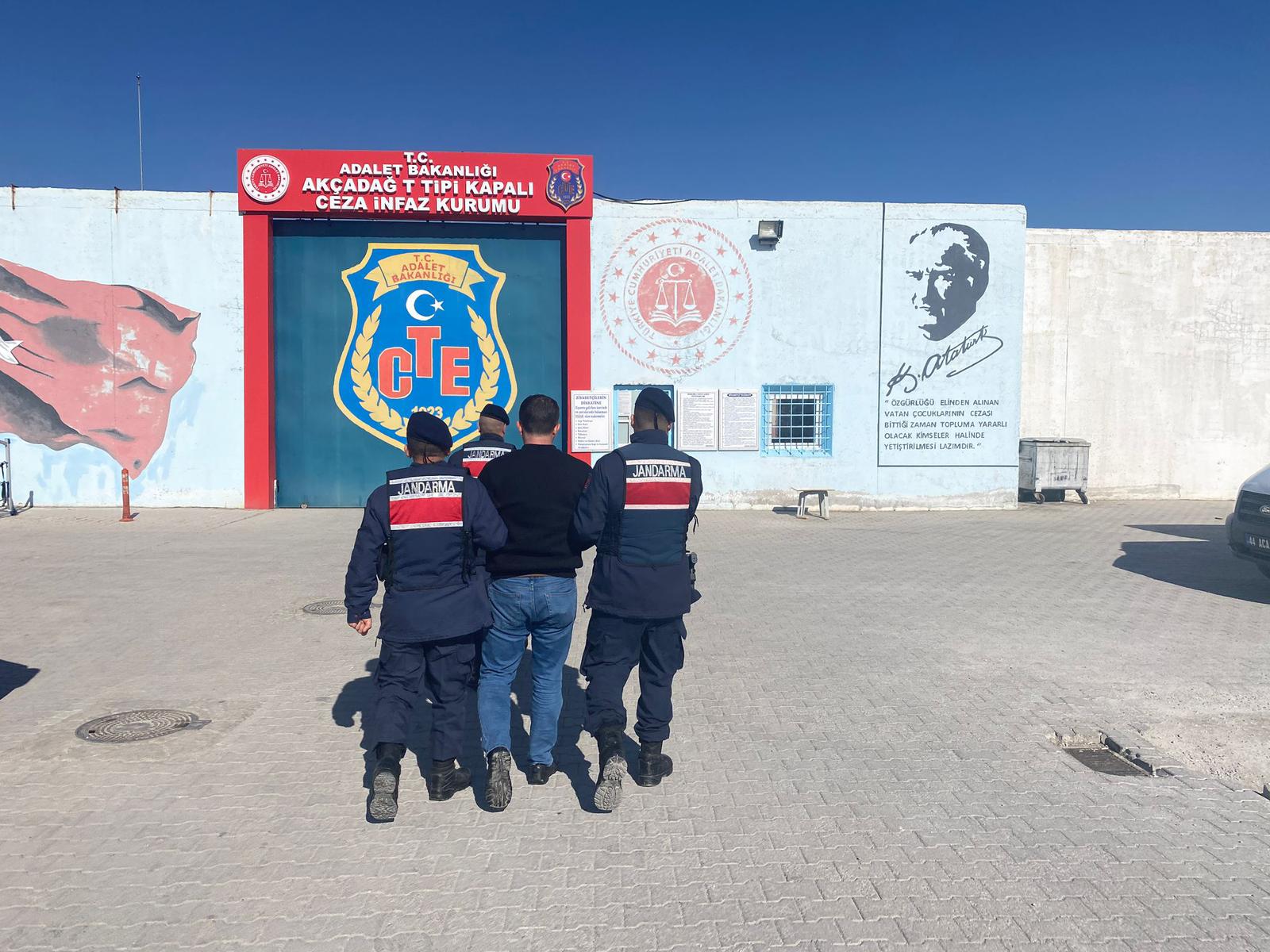 Türkiye Geneli Aranan Şahıslar Uygulaması IV Kapsamında Yakalama