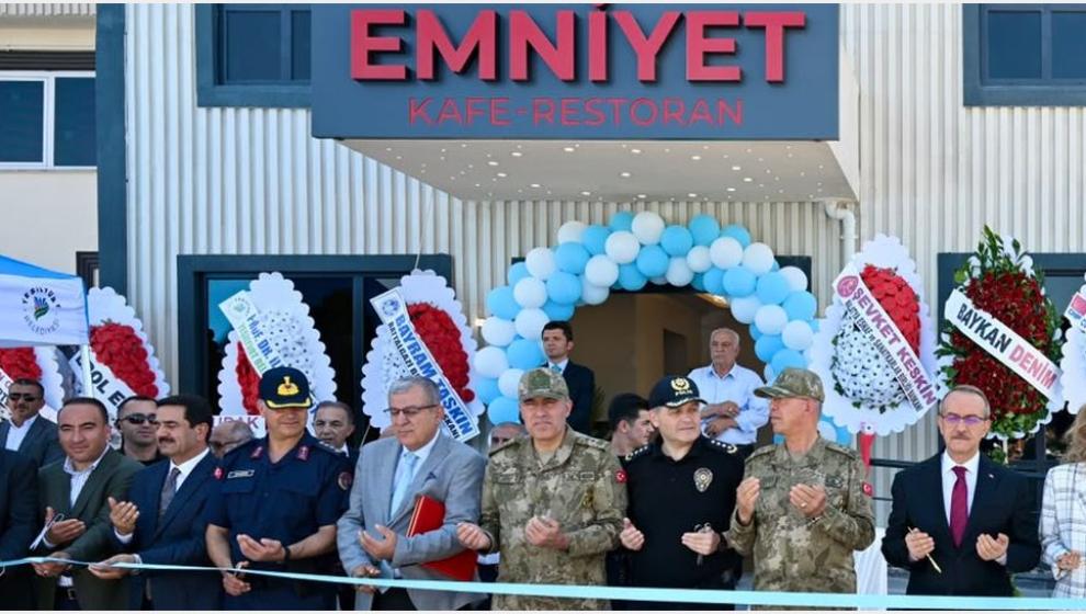 Vali Seddar Yavuz, Emniyet Teşkilatına Kazandırılan Kafe-Restoranın Açılışına Katıldı.