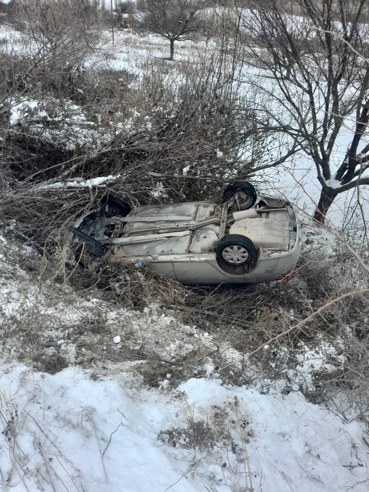 Yazıhan Tasolar Mezrası’nda Trafik Kazası: İtfaiye Ekiplerinden Hızlı Müdahale