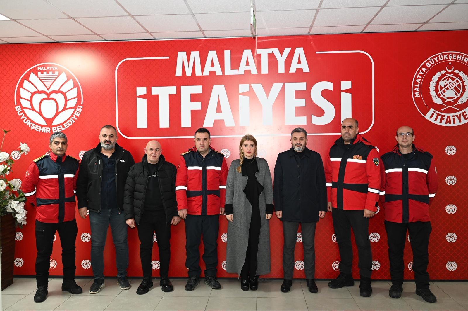 Yeni Yıla Görev Başındaki Kahramanlarla Girildi