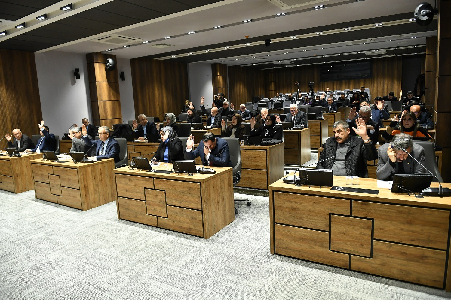 Yeşilyurt’ta Gelecek Gençlerle Yükseliyor: Girişimciliğe Belediye Desteği