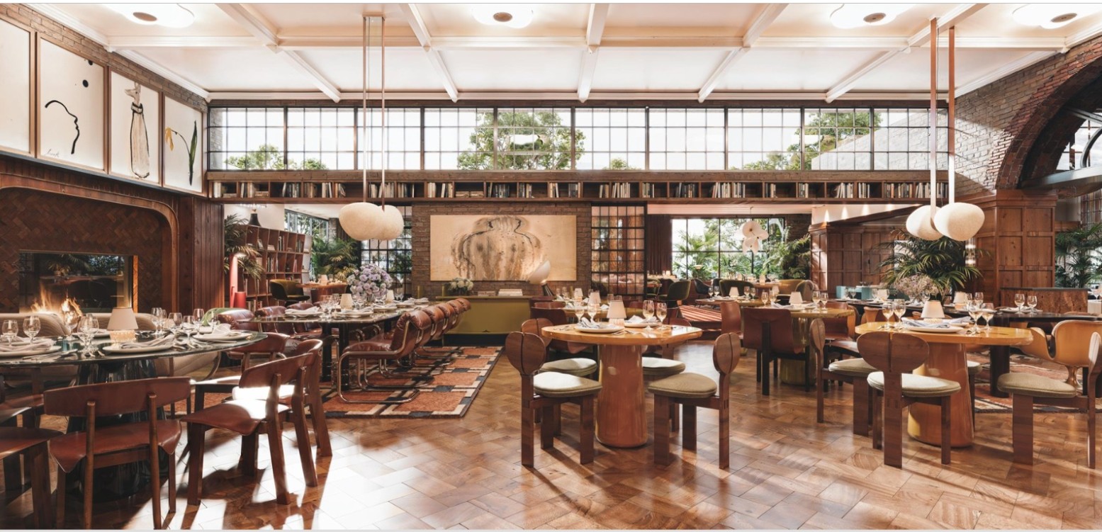 Zamansız, Sanat Dolu Bir Atmosfer ile Akdeniz’in Dinamik Ritmi Bir Arada