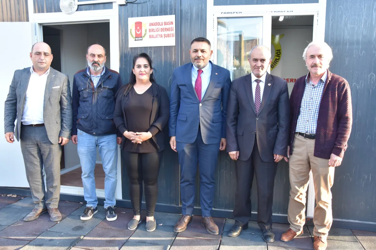 Başkan Sadıkoğlu'ndan Anadolu Basını Birliğine Ziyaret