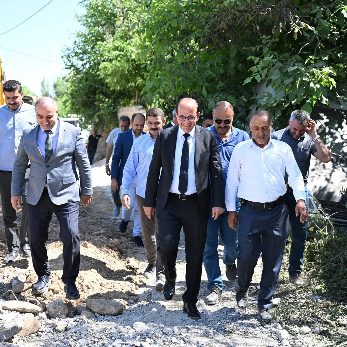 YEŞİLYURT’UN YOLLARI, TAŞ DUVAR YATIRIMLARIYLA ARTIK DAHA GÜVENLİ!
