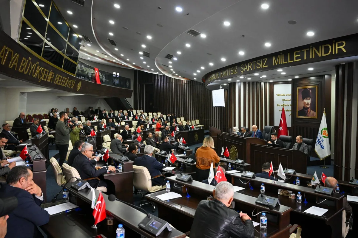 Büyükşehir Belediye Meclisi Toplantısında Konuşan Başkan Er;