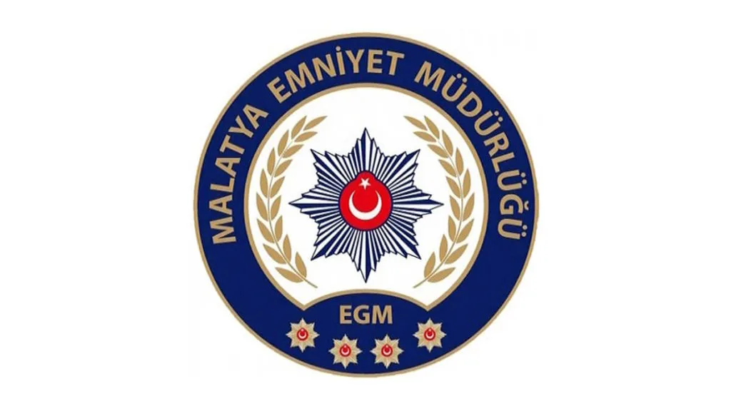 Eczaneye Hırsızlık Yapan Şahıslar Kıskıvrak Yakalandı.