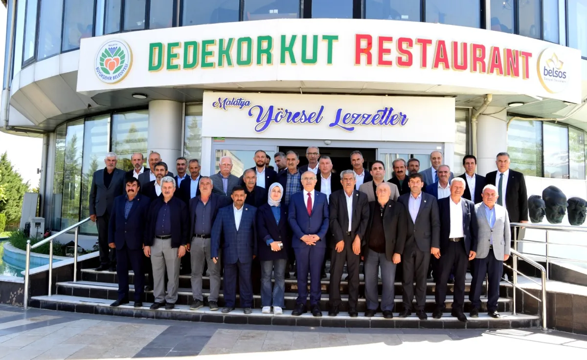Başkan Er Muhtarlarla Bir Araya Geldi: Sorunlar Masaya Yatırıldı.
