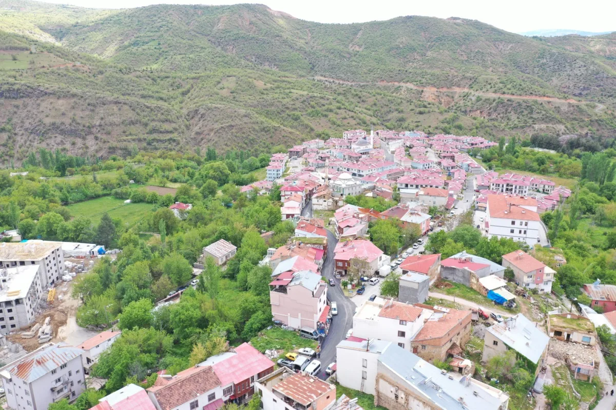 Büyükşehir, Pütürge’nin Ulaşım Ağını Güçlendiriyor.