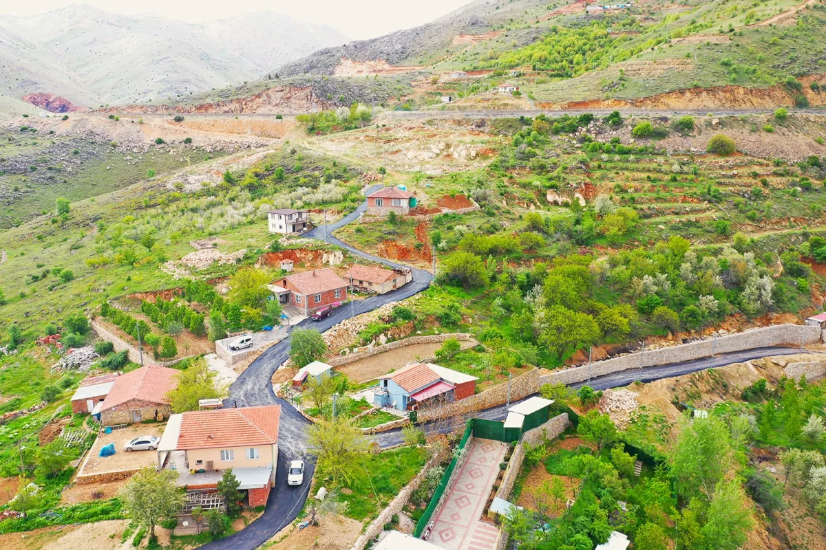 Büyükşehir’den Vatandaşlara Güvenli ve Konforlu Yol Hizmeti.