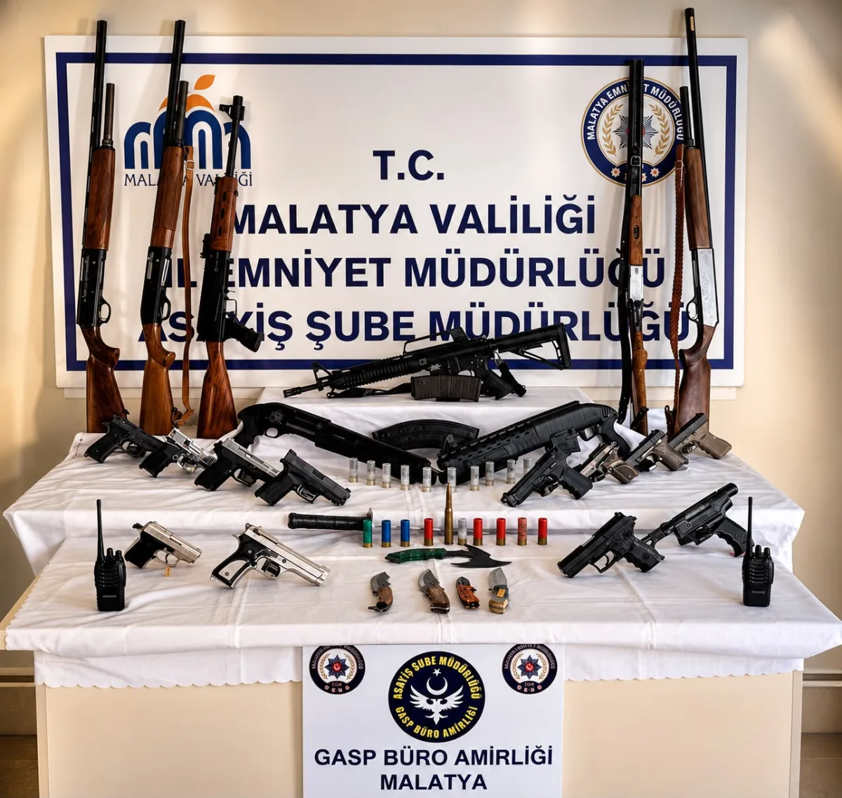Haber Başlığı: Malatya'da Silah Teşhirine Büyük Darbe: 56 Şüpheli Eş Zamanlı Operasyonla Yakalandı.