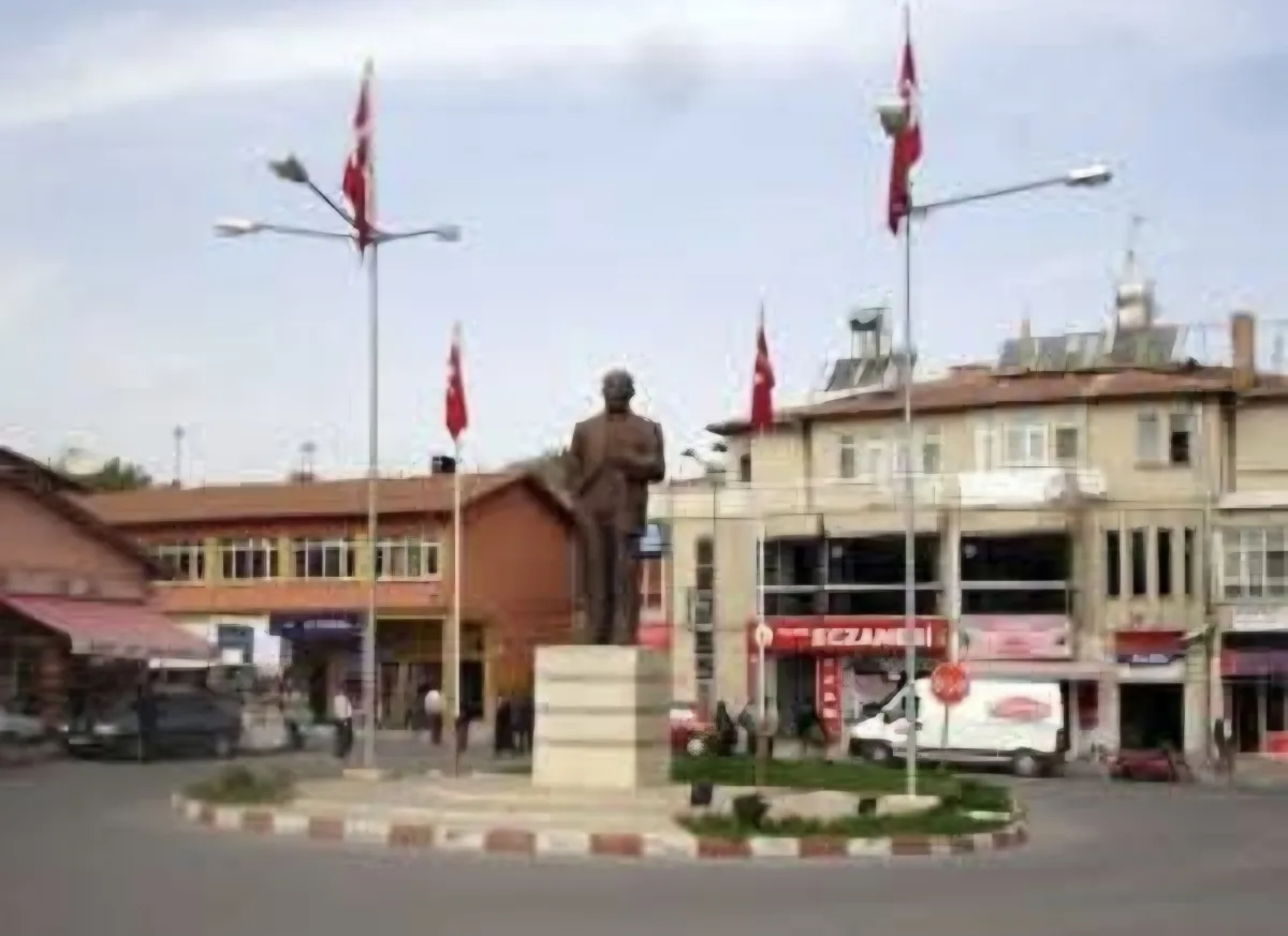AKÇADAĞ’DA “DÜĞÜN SALONU” ÇIKMAZI: YETKİLİLER NEYİ BEKLİYOR...?