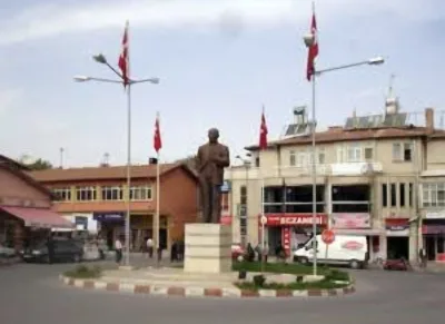 AKÇADAĞ’DA “DÜĞÜN SALONU” ÇIKMAZI: YETKİLİLER NEYİ BEKLİYOR...?
